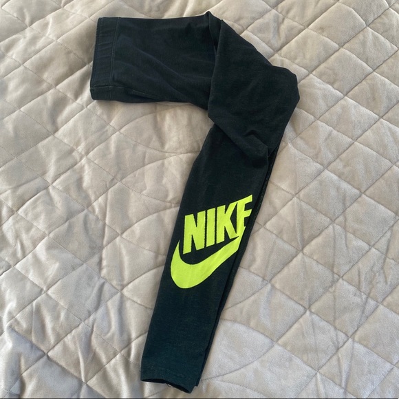 Nike Neon Green Soft Workout Leggings 